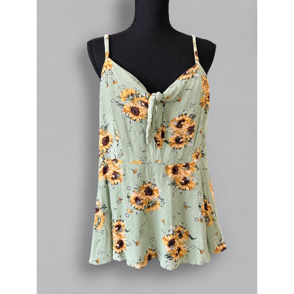 Torrid Cami Top Womens 2 Sage Green Excellent Sunflower Eyelet Tie Front Top